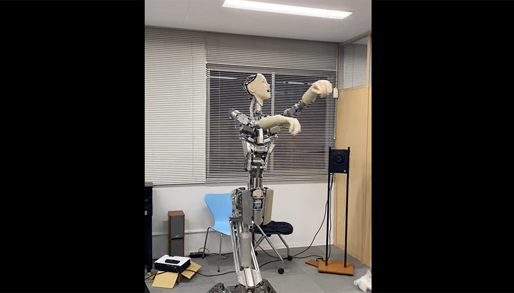 Alter3：GPT-4 為人形機器人運動和對話控制提供動力